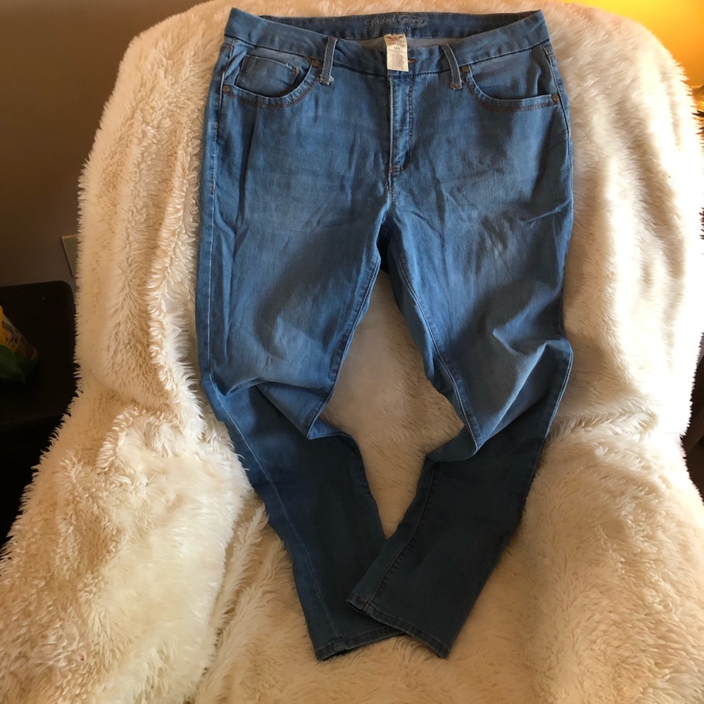 Faded Glory Jeans velvet touch skinny size 12